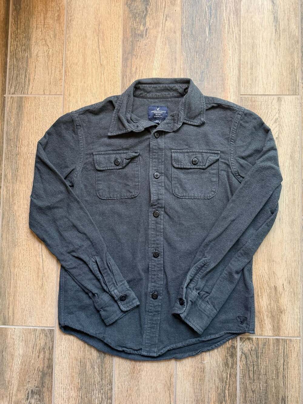 American Eagle Outfitters Classic Fit Flannel Shirt Size S Dark Gray